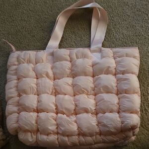 Blakeley Quilted Bubble Tote Bag in Light Pink